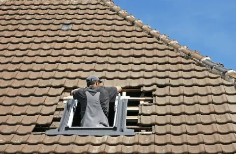 Pose de velux - Saignes